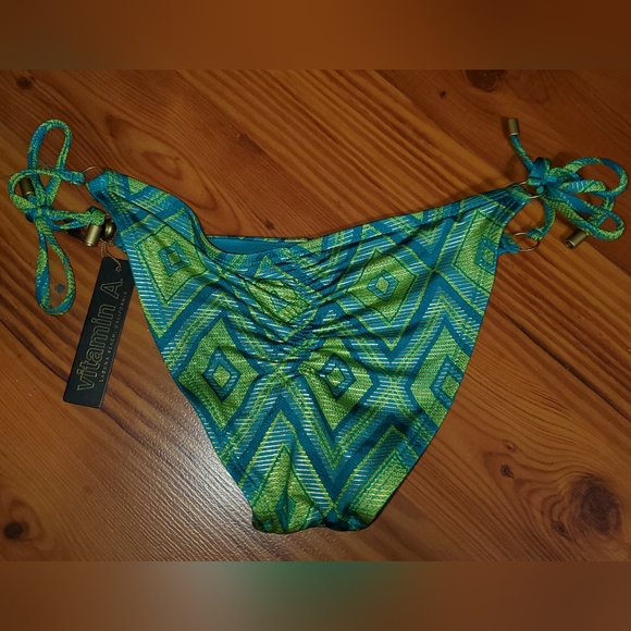 VITAMIN A Retro print bikini - Picture 2 of 7